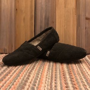 Toms shoes